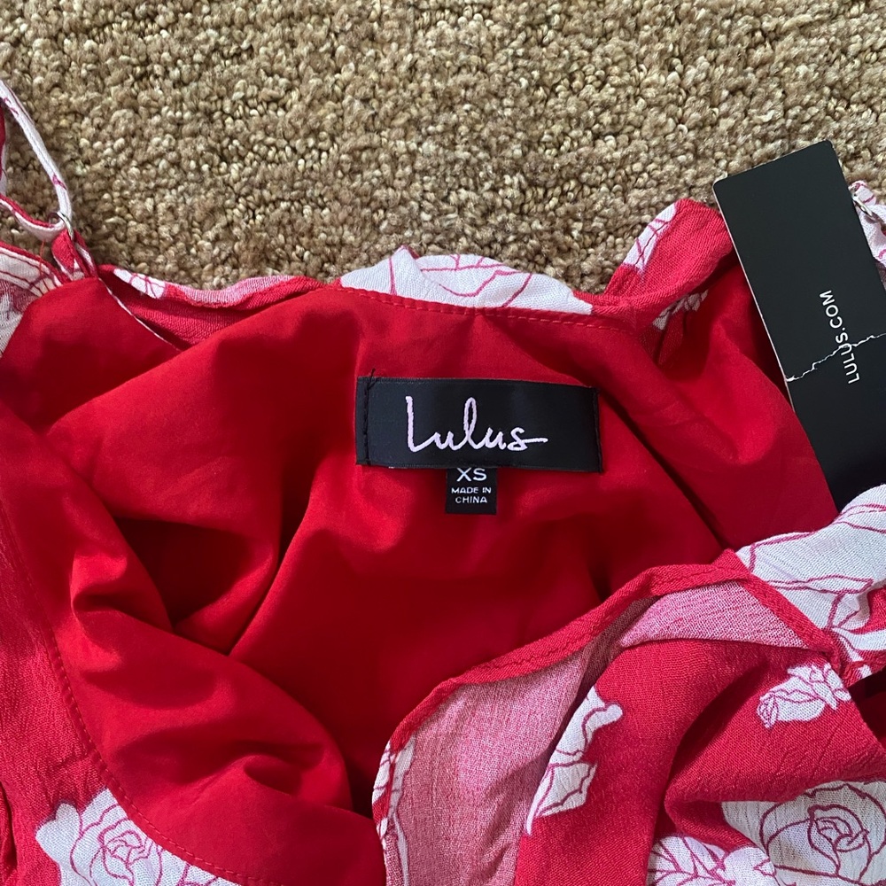 NWT Lulus Bouquet Blooms Red Floral Print Off-the-Shoulder Wrap Dress - Picture 5 of 5